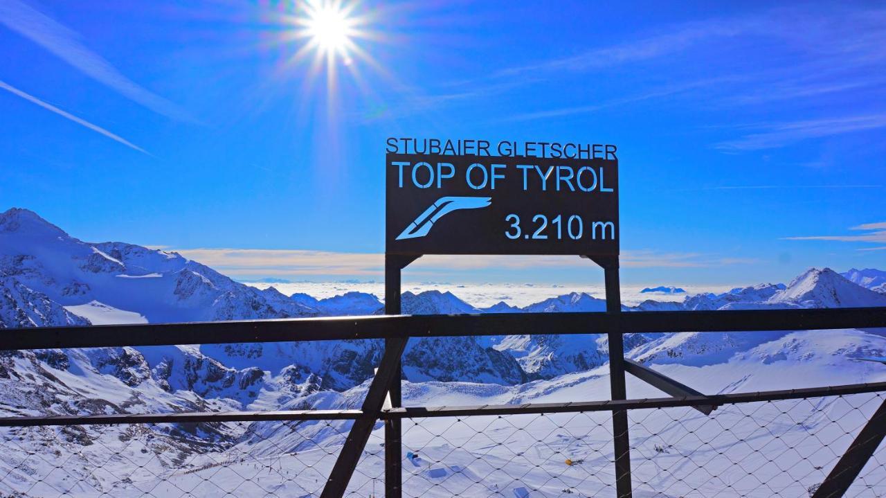Hotel Montana Telfes im Stubai Exteriör bild